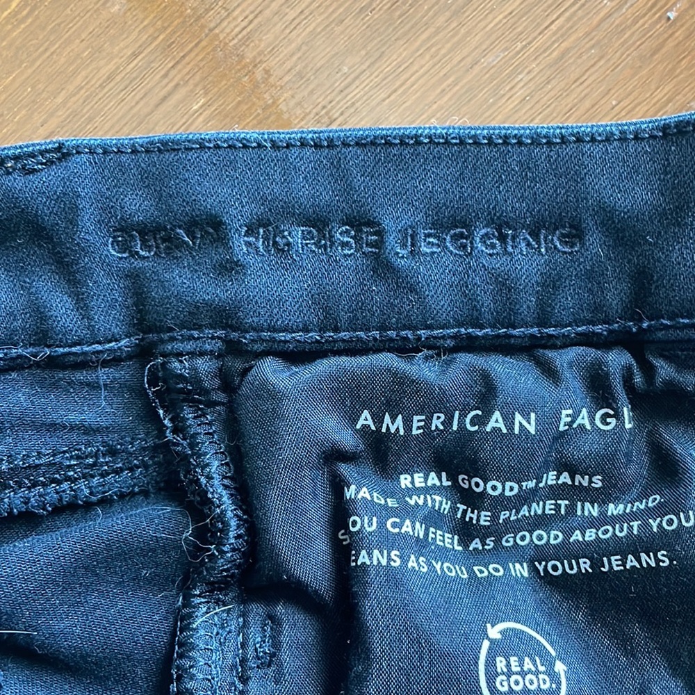 Holey black jeans American Eagle 4short - Picture 5 of 5